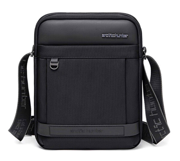 ARCTIC HUNTER τσάντα ώμου K00162 με θήκη tablet, 5L, μαύρη