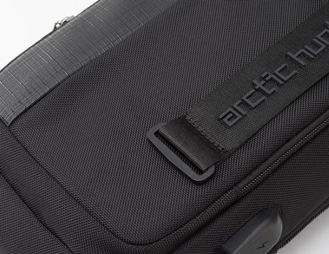 ARCTIC HUNTER τσάντα Crossbody XB00100, USB, 5L, μαύρη - Image 5